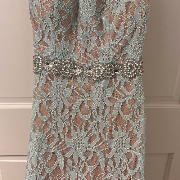 Prom dress - Picture 2 of 8